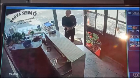 Alışveriş diye girdi, cüzdanı çalıp kaçtı
