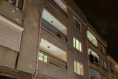 Balkona atılan yabancı madde patladı! 1 yaralı