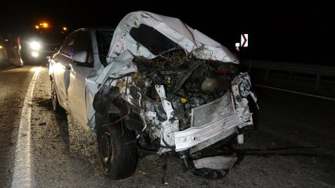 Şarampole uçan araçtan hasarsız çıktılar