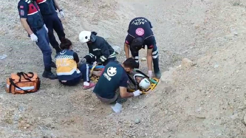 Maden sahasında mahsur kaldı