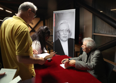 Nilüfer'de şiir asla bitmez