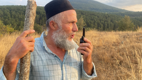 Bu köyde telsizle haberleşiyorlar