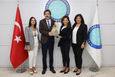 'Kadınlarımızın güçlü geleceği için çalışıyoruz'