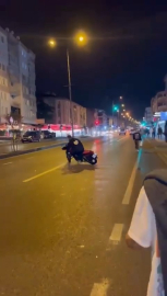 Drift yapmak istedi, asfaltı boyladı