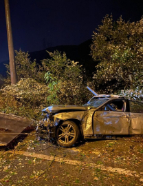 Yağışlı yolda hız, kaza getirdi