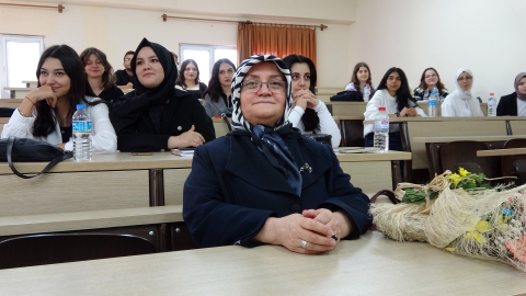 59 yaşında üniversiteli oldu