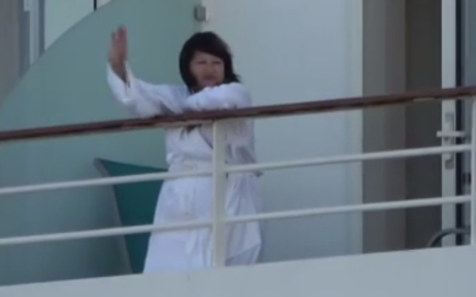 Amasra'ya ilginç veda, bornozla güverteye çıktılar