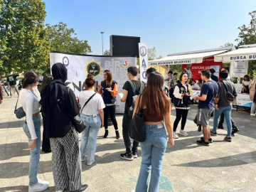 Bursa'da Narkotik'ten vatandaşlara bilgilendirme