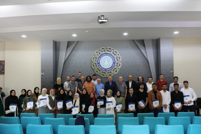 İlahiyat Fakültesi öğrencilerinin projeleri onaylandı