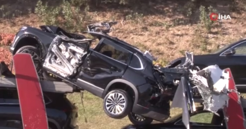 TOGG taşıyan TIR kaza yaptı