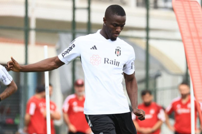 Eric Bailly'in tedavisi sürüyor