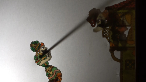 İkiz kardeşler kendi oyununu sergiledi