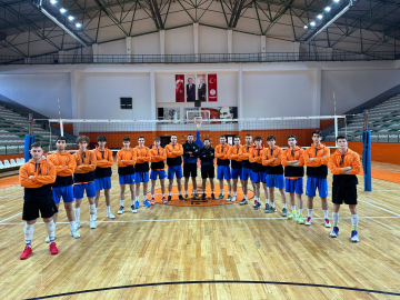 İnegöllü voleybolcular sezonun ilk karşılaşmasına çıkıyor