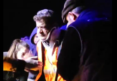 Hayvanseverler bu kez bir insanı kurtardı