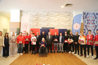 Büyükşehir Belediyespor ödüllendirildi