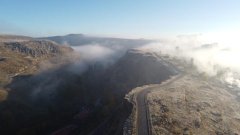 Sis bulutları kartpostallık görüntüler ortaya çıkardı