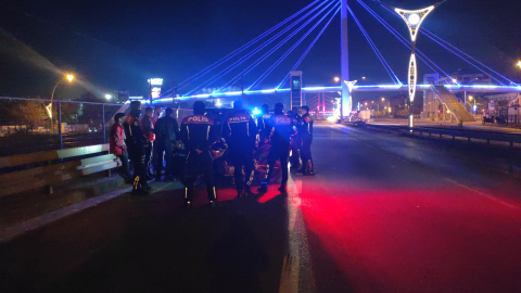 Polisten kaçan lüks araçtan silah çıktı, 5 gözaltı