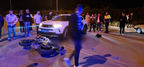İzmir'de motosiklet kaza yaptı! 2 ölü