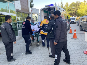 Kazada ağır yaralanan bir kişi yaşamını yitirdi