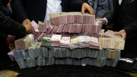 Takı töreni 6 saat sürdü