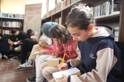 Nilüfer'den Ata'ya mektup