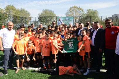 Yıldırım, gençlere spor tesisi kazandırmaya devam ediyor