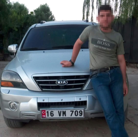 Kutlamada kendi oğlunu vurdu