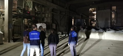 Hava kirliliğine gece baskını