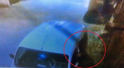 Camı açık unuttu, 16 bin doları çalındı