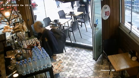 Yardım kumbarasını çaldılar