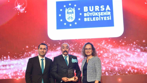Büyükşehir’e ‘Yalın Belediyecilik’ ödülü
