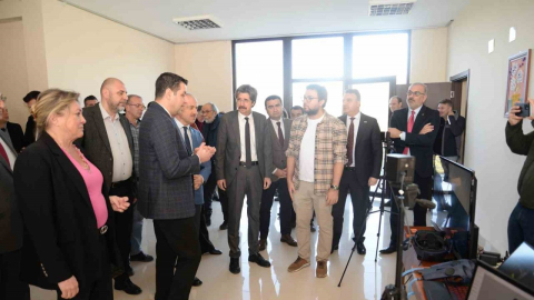 BUÜ’de teknolojik dönüşüm ile gelecek yakalanıyor