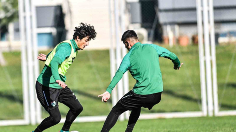 Bursaspor’da hazırlıklar sürüyor