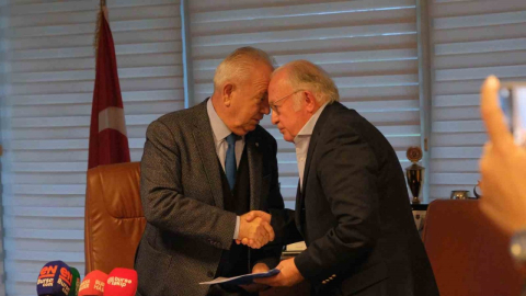 Bursaspor’da Sinan Bür ve Raşit Barışıcı başkan adayı oldu