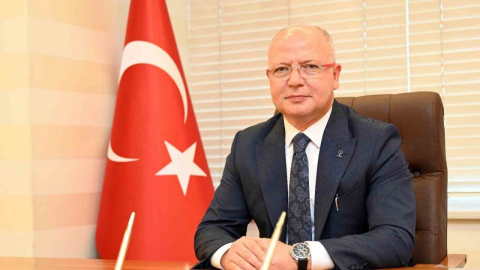 "Gazeteciler, toplumun gözü, kulağı ve söyleyen dilidir"