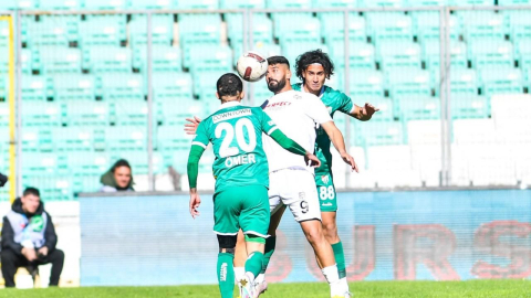 TFF 2. Lig: Bursaspor: 0 - Nazilli Belediyespor: 0