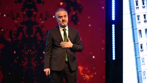 Başkan Aktaş: “Yeni evlenecek çiftlere düğün salonu bizden”