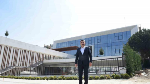 Doktor Sadık Ahmet Gençlik ve Spor Merkezi’nde sona doğru