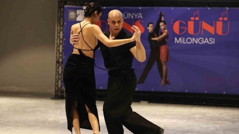 Nilüfer’de dans dolu gece