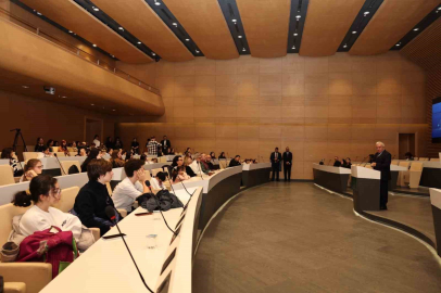 Depremin yaralarını müzik ve dayanışma ile sarıyorlar