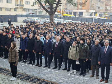 Bursa’da 2024-2025 eğitim öğretim yılı açılış programı Demirtaşpaşa Mesleki ve Teknik Anadolu Lisesi’nde gerçekleşti.