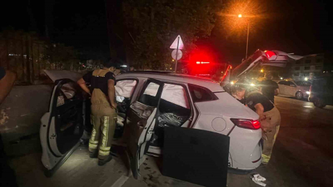 Kırmızı ışık ihlali ortalığı savaş alanına çevirdi: 2’si ağır 8 yaralı