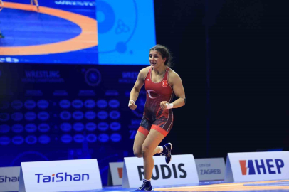 Dünya Güreş Şampiyonası’nda Nesrin Baş finalde