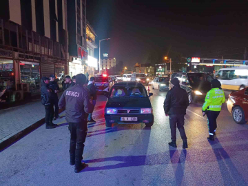 Bursa’da huzur ve güven uygulaması: Çok sayıda araca ve sürücüye ceza kesildi