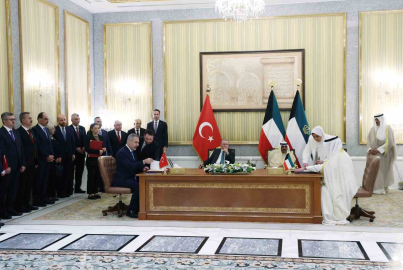 Cumhurbaşkanı Erdoğan, Kuveyt’te imza törenine katıldı