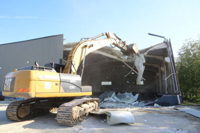 Nilüfer’de imara aykırı iki yapı yıkıldı