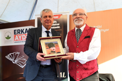 Osmangazi Kitap Fuarı 8’inci gününde de doldu taştı