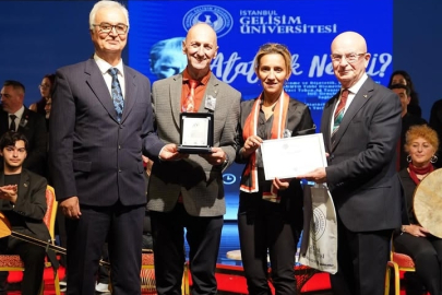 ‎İGÜ'den Ata'ya anlamlı anma