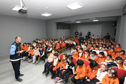 Osmangazi’de minikler zabıtanın görevlerini öğrendi