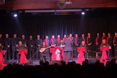 İnegöl Genç Korosu Coşturdu